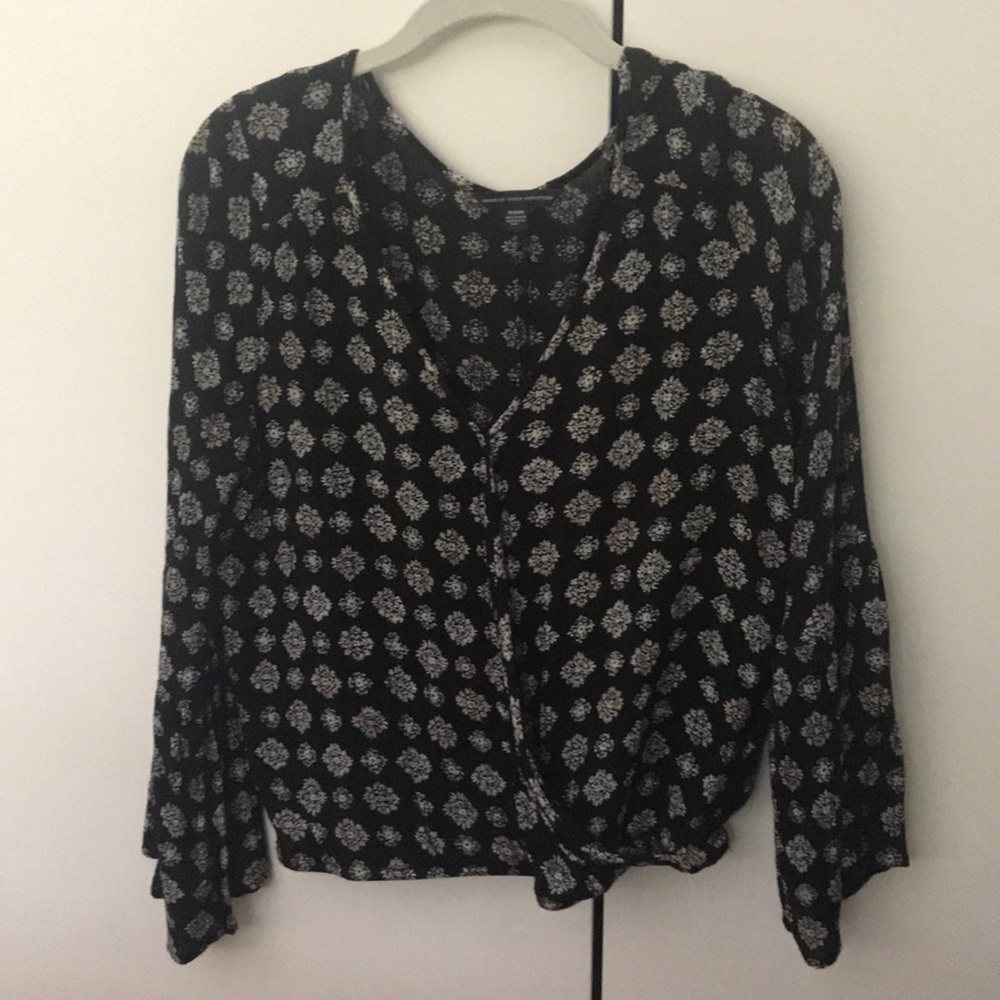 Long Sleeve American eagle cross over shirt